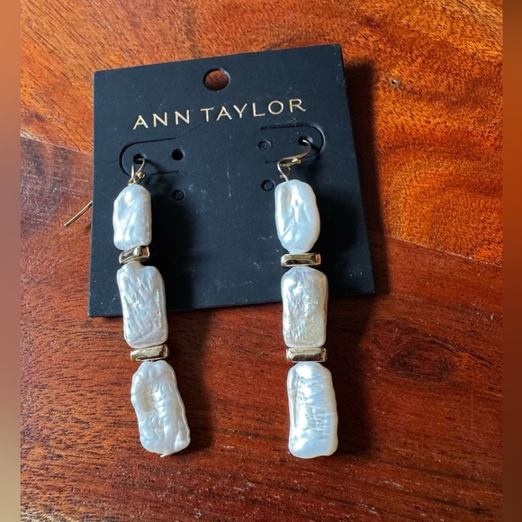 Ann Taylor Jewelry - NEW Ann Taylor Linear Pearl Drop Earrings, gold, freshwater pearl